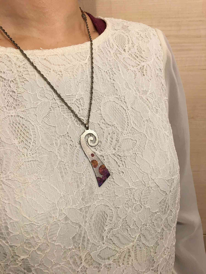 products/titan_pendant_ATY-008_4.jpg