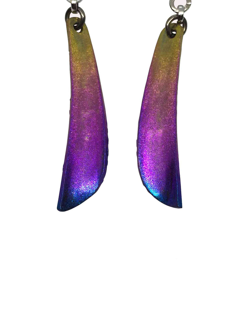 products/titanium_earrings_blade_2.jpg