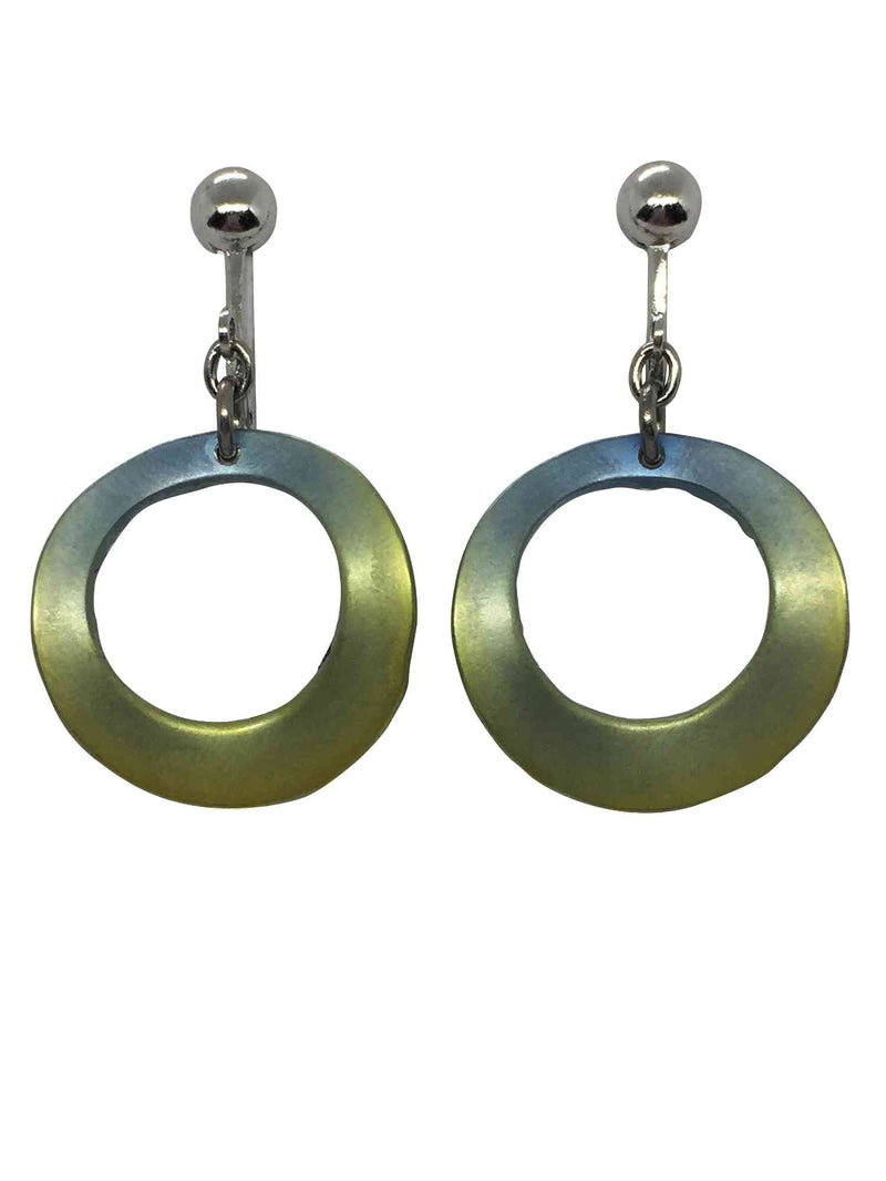 products/titanium_earrings_green_ring_1.jpg