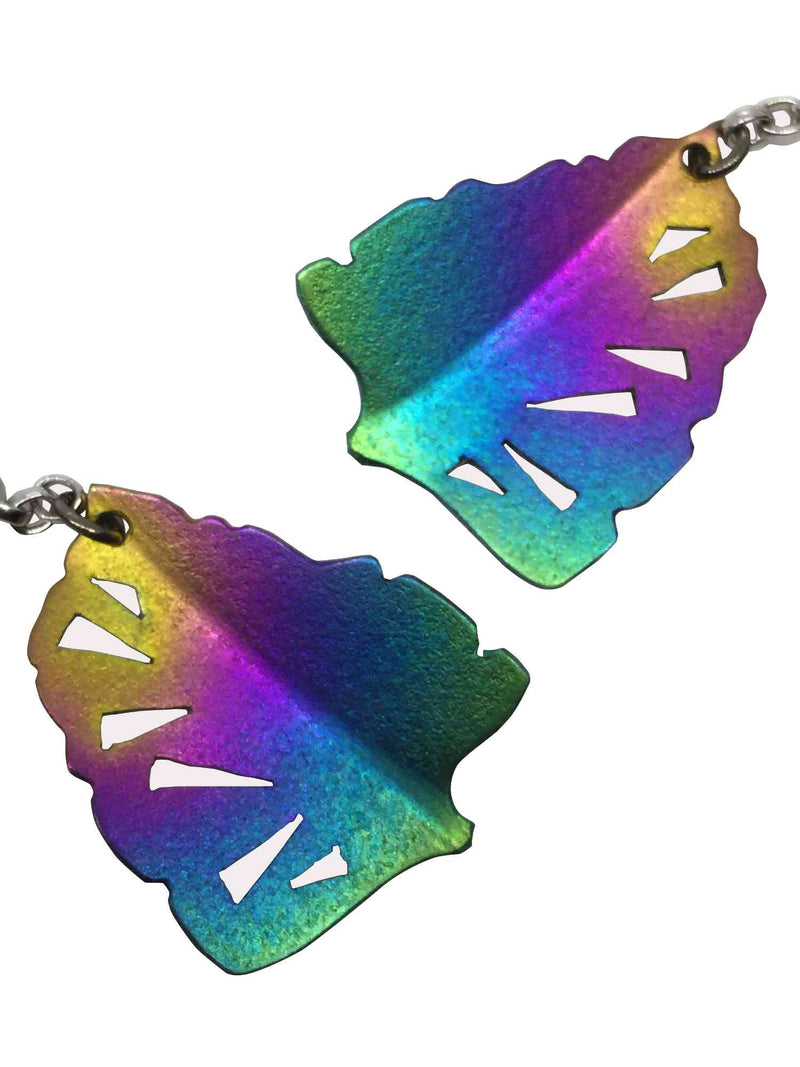 products/titanium_earrings_leaf_3.jpg